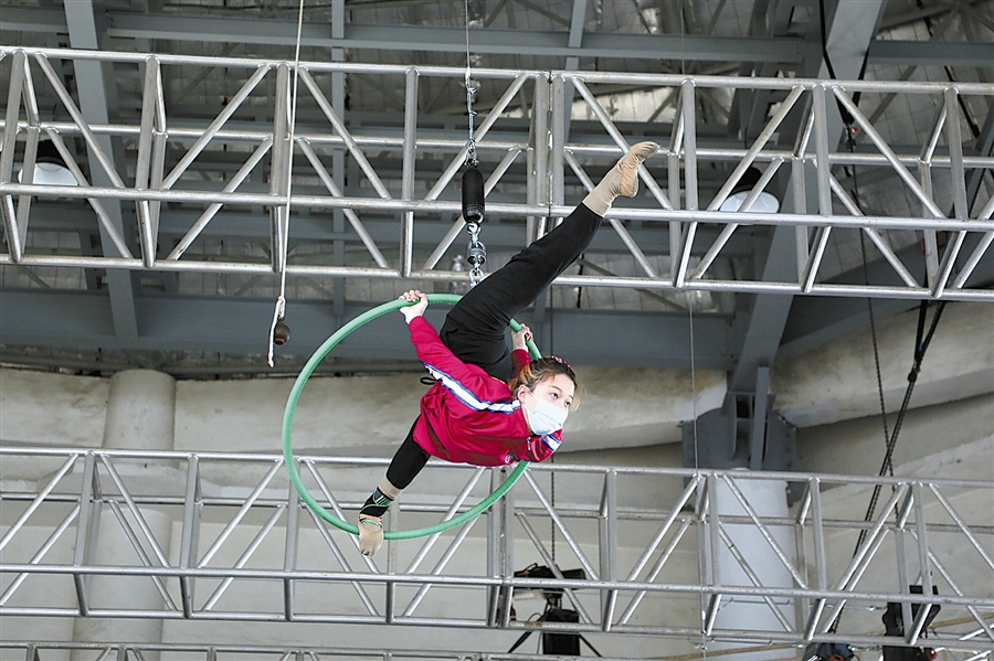 ���ѻ� ��(�й���)���޹�˾����