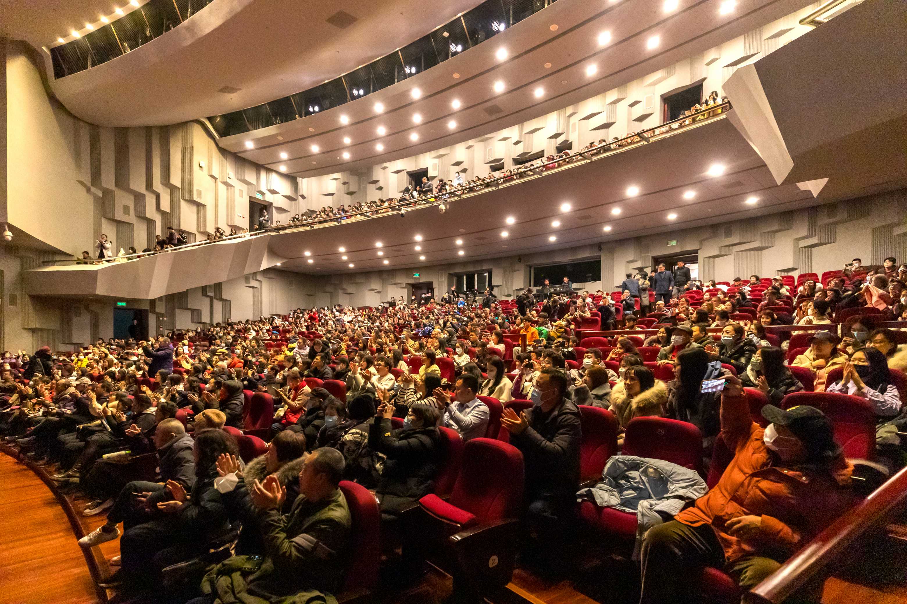 ���ѻ� ��(�й���)���޹�˾����