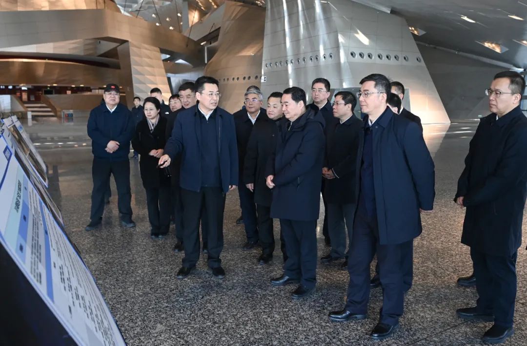 ���ѻ� ��(�й���)���޹�˾����