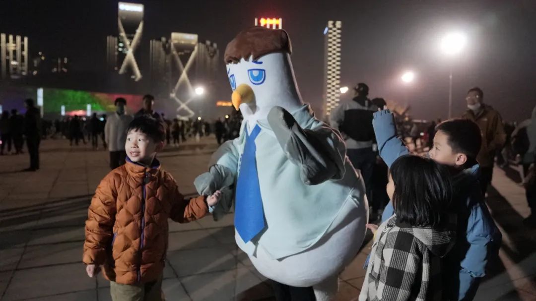 ���ѻ� ��(�й���)���޹�˾����