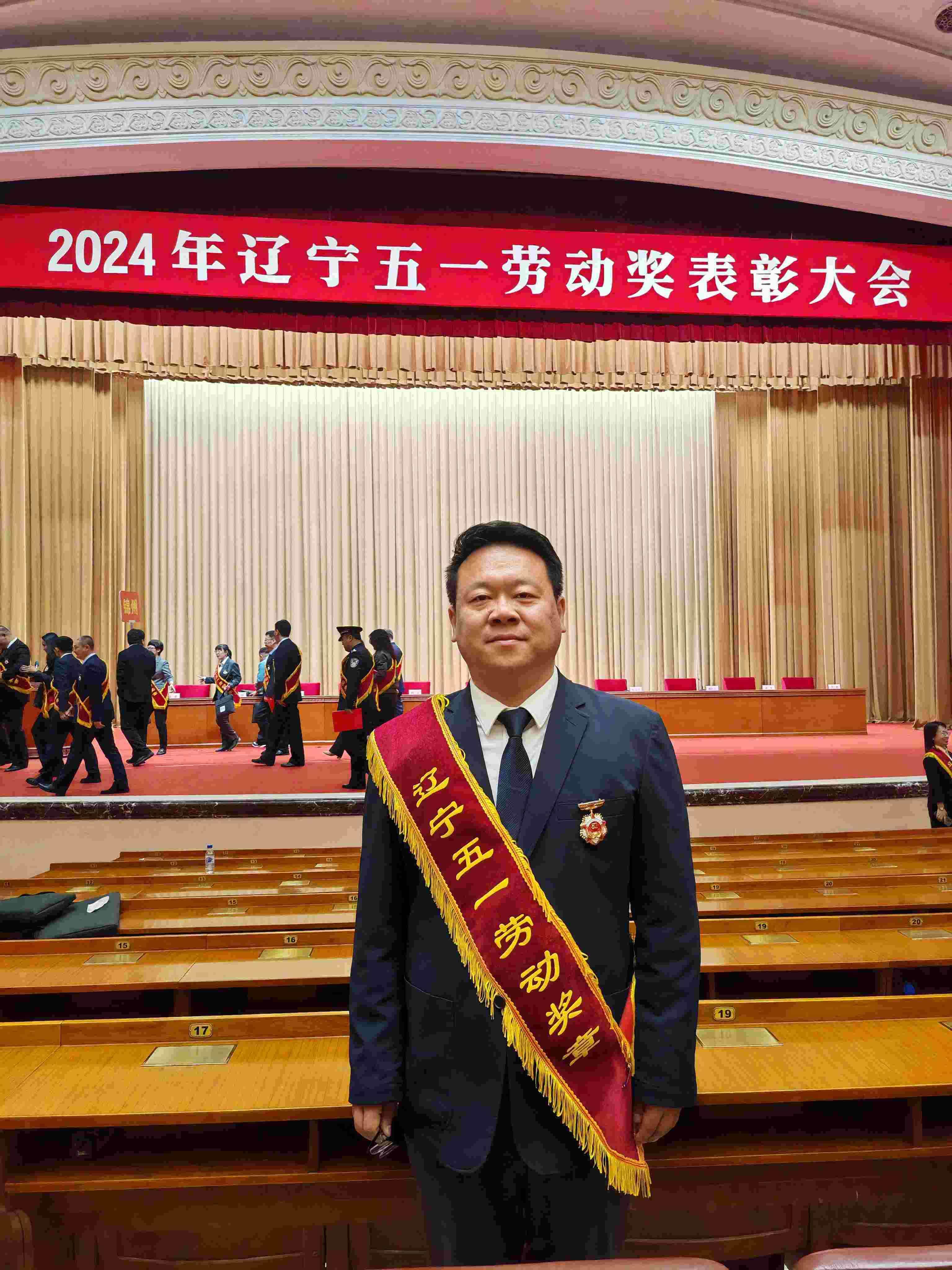 ���ѻ� ��(�й���)���޹�˾����