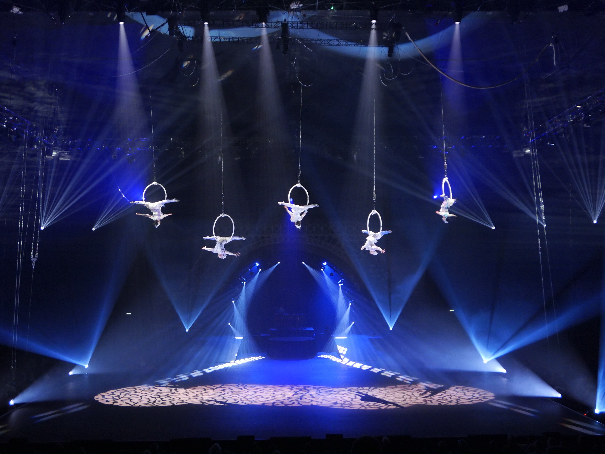 ���ѻ� ��(�й���)���޹�˾����