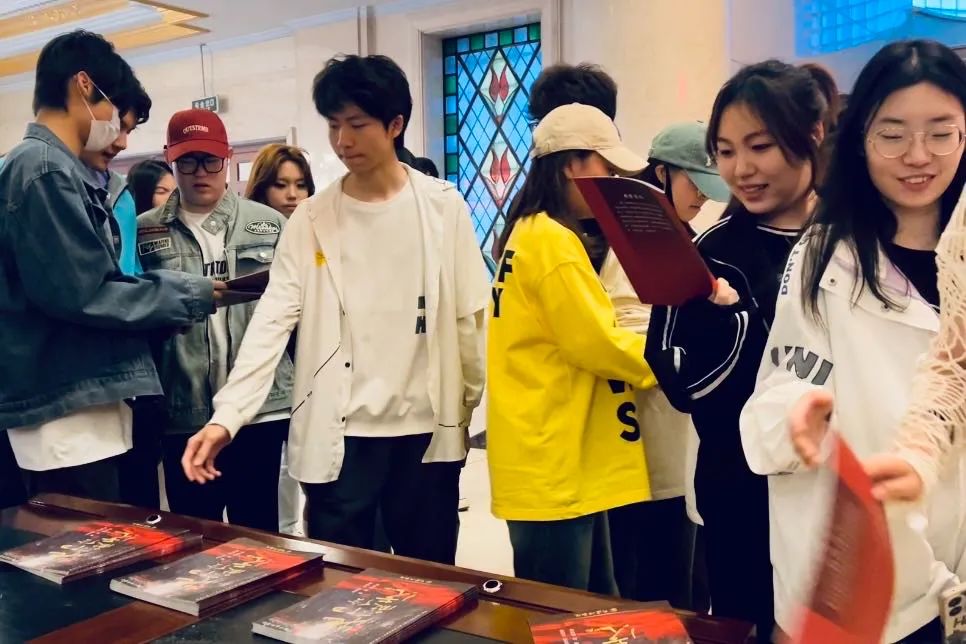 ���ѻ� ��(�й���)���޹�˾����