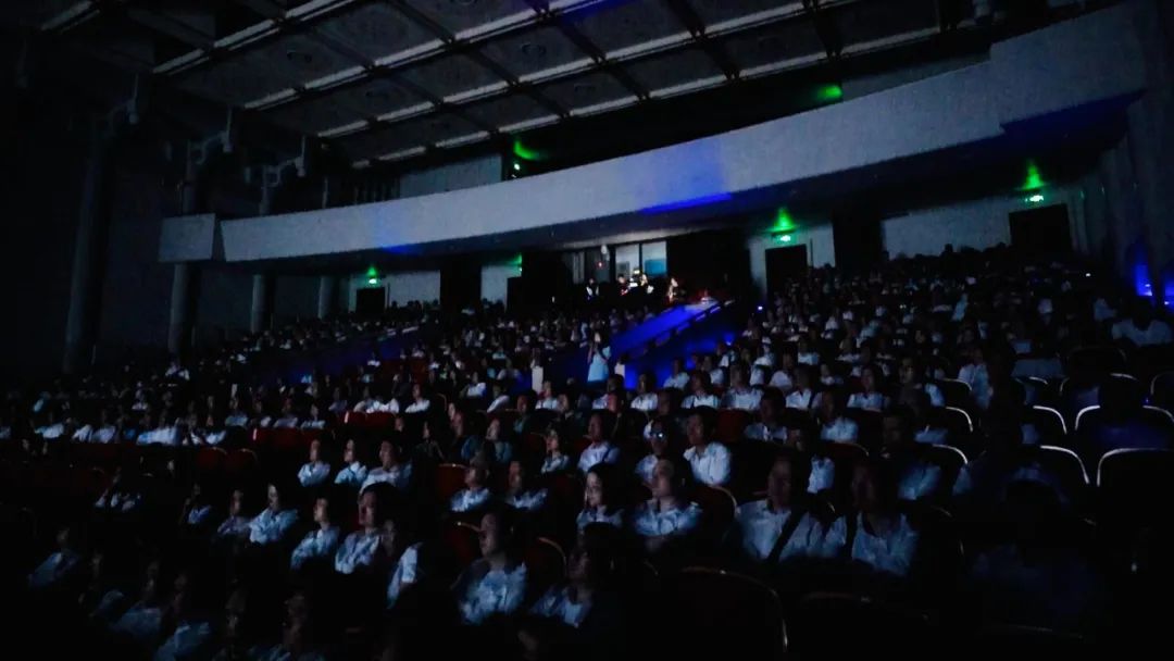 ���ѻ� ��(�й���)���޹�˾����