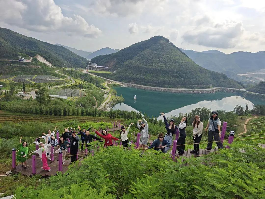 ���ѻ� ��(�й���)���޹�˾����