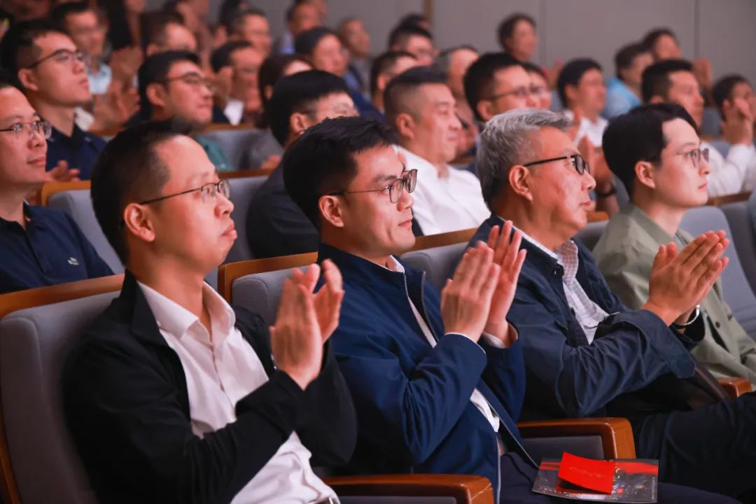 ���ѻ� ��(�й���)���޹�˾����