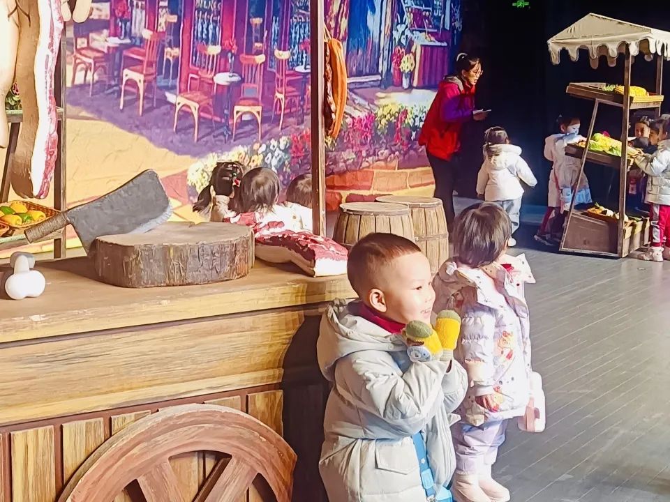 ���ѻ� ��(�й���)���޹�˾����