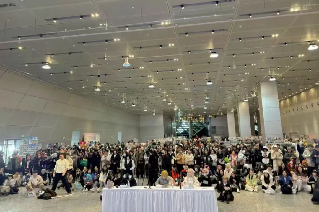 ���ѻ� ��(�й���)���޹�˾����