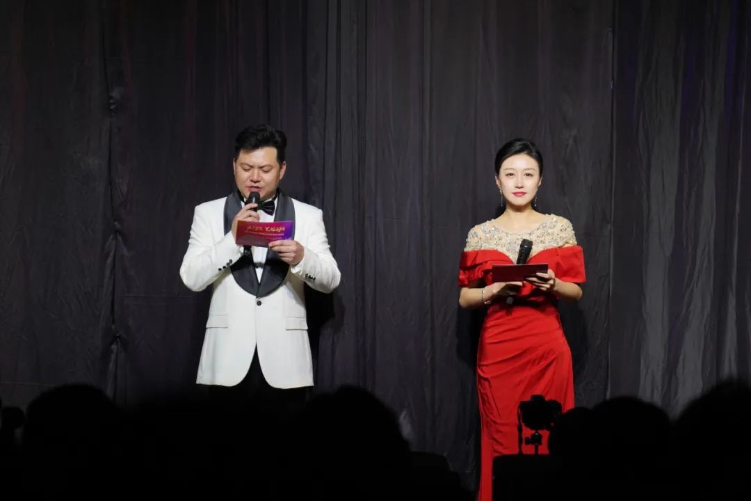 ���ѻ� ��(�й���)���޹�˾����