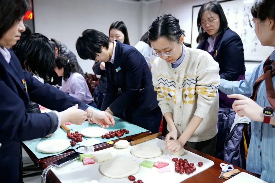 ���ѻ� ��(�й���)���޹�˾����