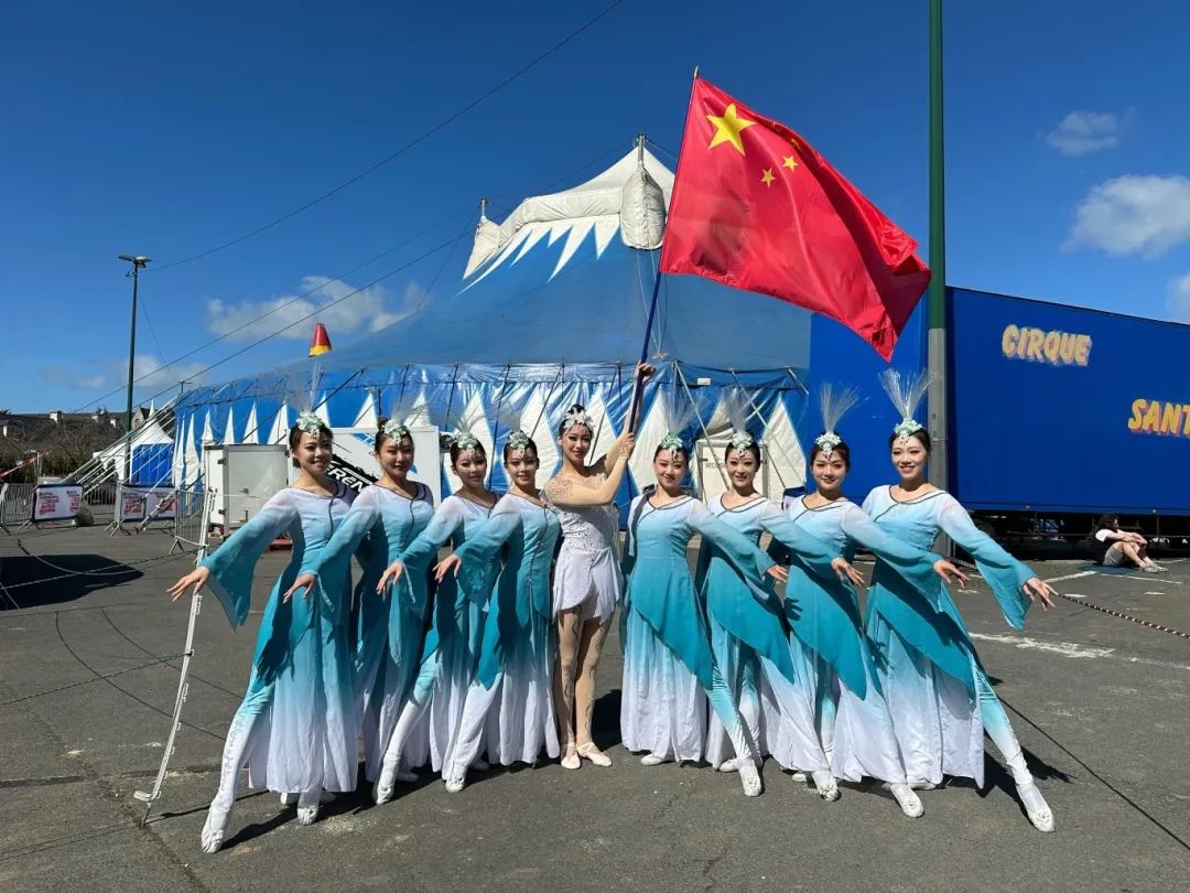 ���ѻ� ��(�й���)���޹�˾����