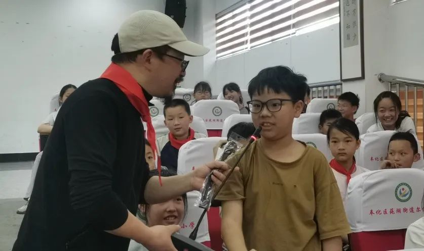 ���ѻ� ��(�й���)���޹�˾����