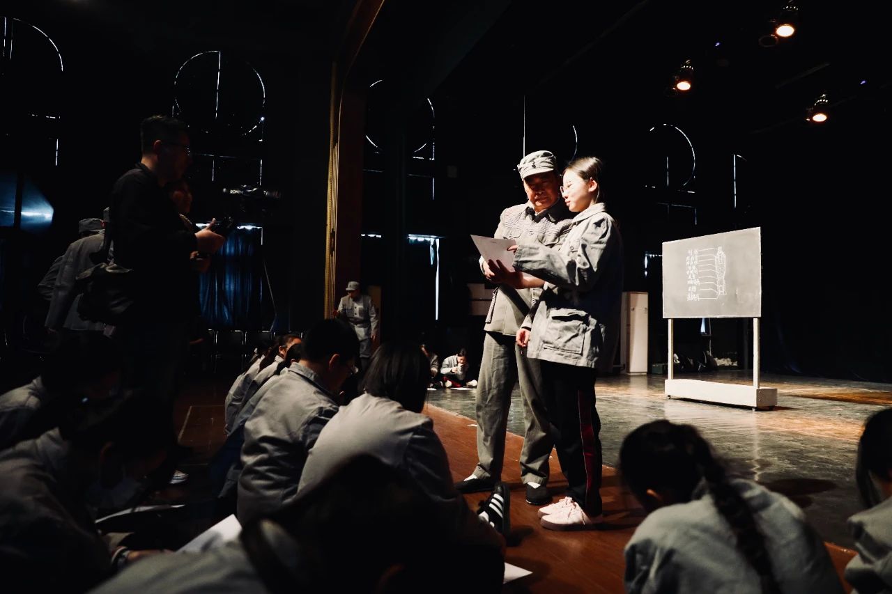 ���ѻ� ��(�й���)���޹�˾����