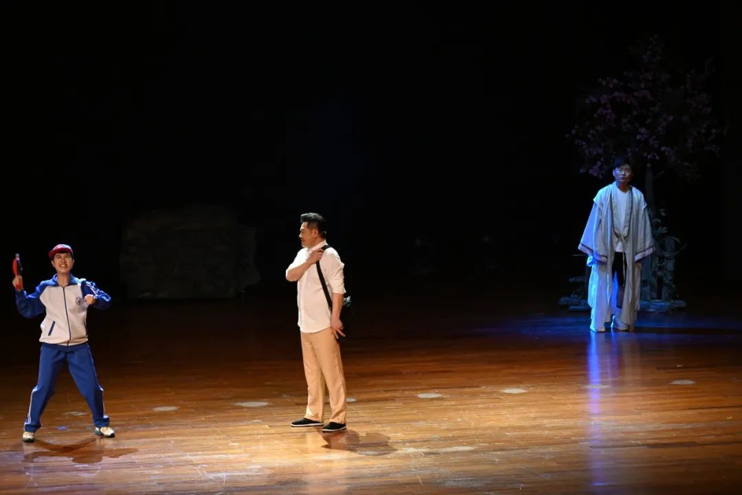 ���ѻ� ��(�й���)���޹�˾����