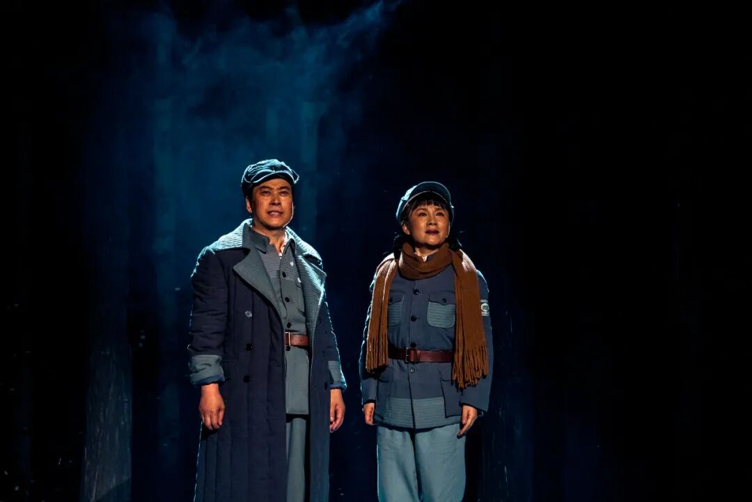 ���ѻ� ��(�й���)���޹�˾����