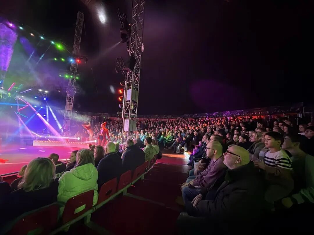 ���ѻ� ��(�й���)���޹�˾����